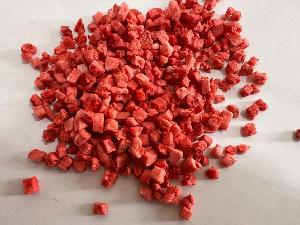 freeze dried strawberry dices Export Conforms to American Standard