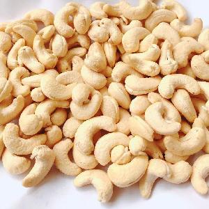Organic Raw Cashews Nuts