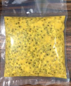 Frozen Passion Fruit Puree with seeds 10kg/PE/carton