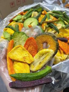 Crispy fruits and veggies chips mixed customize packaging OEM